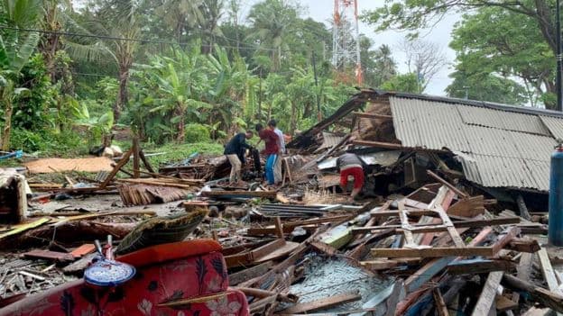 Szökőár pusztított Indonéziában, legalább 168 ember meghalt!