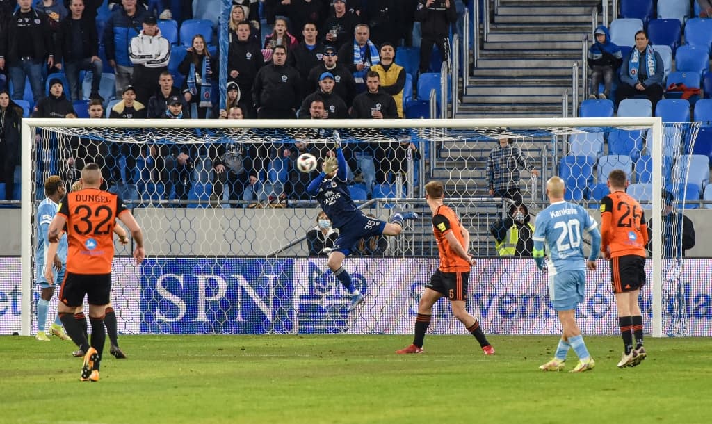 Fortuna Liga, 14. forduló: Kiizzadta a három pontot a Slovan, nem hibázott a Spartak