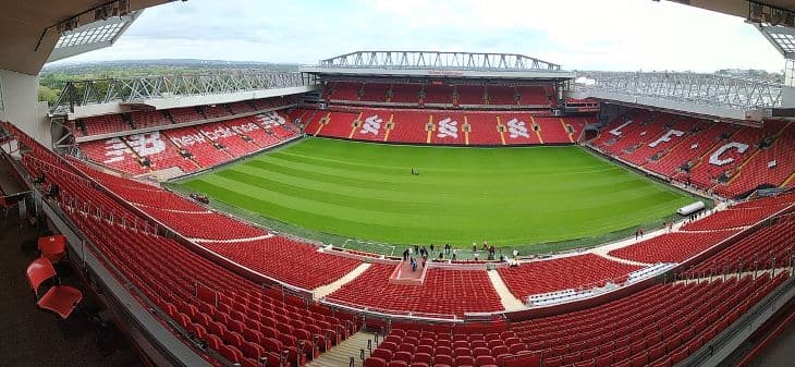Idén még nem üzemelhet teljes kapacitással a Liverpool stadionja