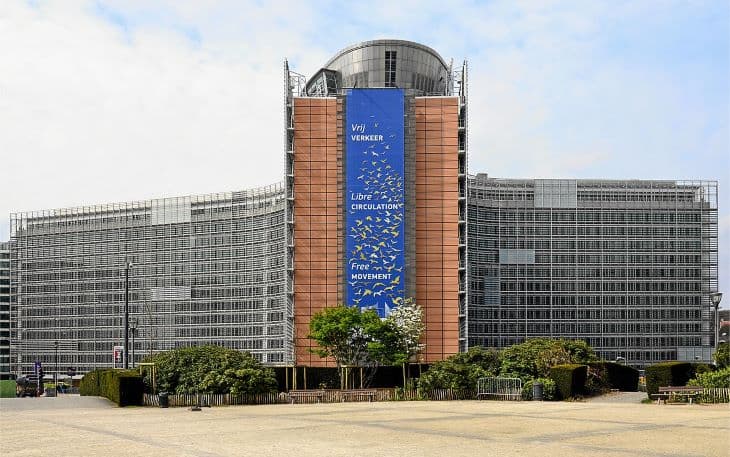 Célirányos intézkedéseket és reformokat szorgalmaz az Európai Bizottság a gazdaság helyreállítására