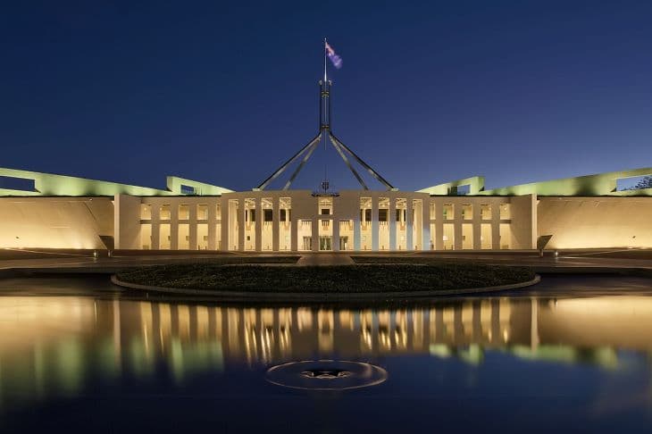 Szexbotrány az ausztrál parlamentben - az alkalmazottak az irodákban szexeltek, prostituáltakat is rendeltek