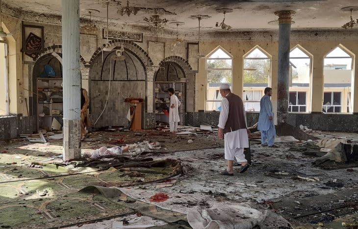 Hatalmas robbanás történt egy kabuli mecsetben, halottak is vannak