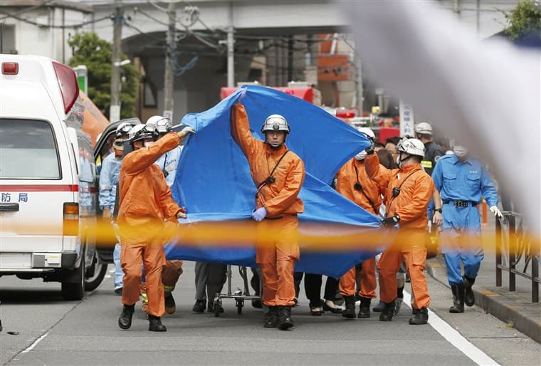 Késes támadás történt Tokió környékén
