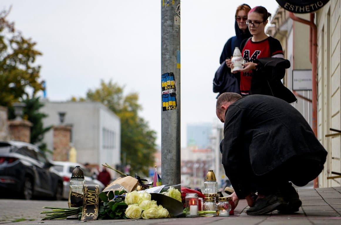 Megfigyelő csoportot küld Szlovákiába az Európai Parlament a Vár utcai gyilkosság miatt