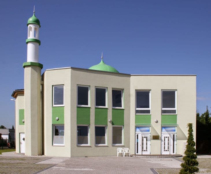 Mecseteket ért fenyegetés miatt erősítették a rendőri jelenlétet Hessenben