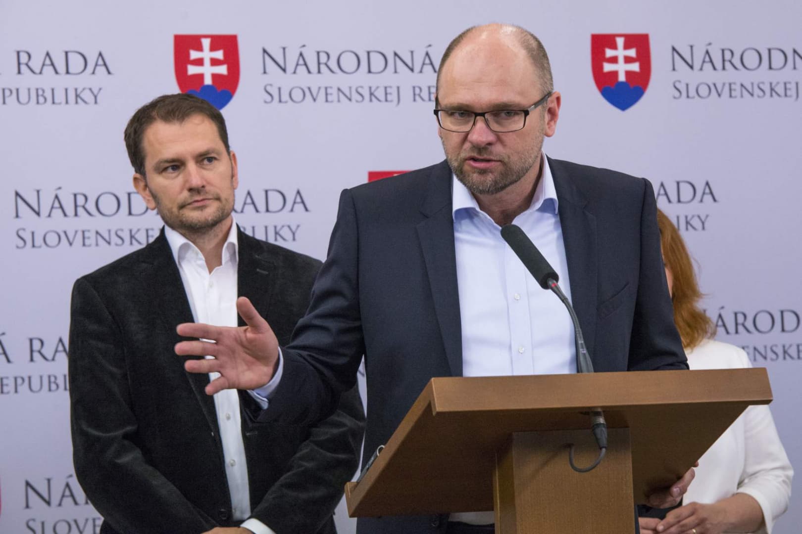 Távolodik az SaS a koalíciótól, Sulíkék arról tárgyalnak, hogy milyen feltételekkel maradnának - Matovič leváltása is játszik