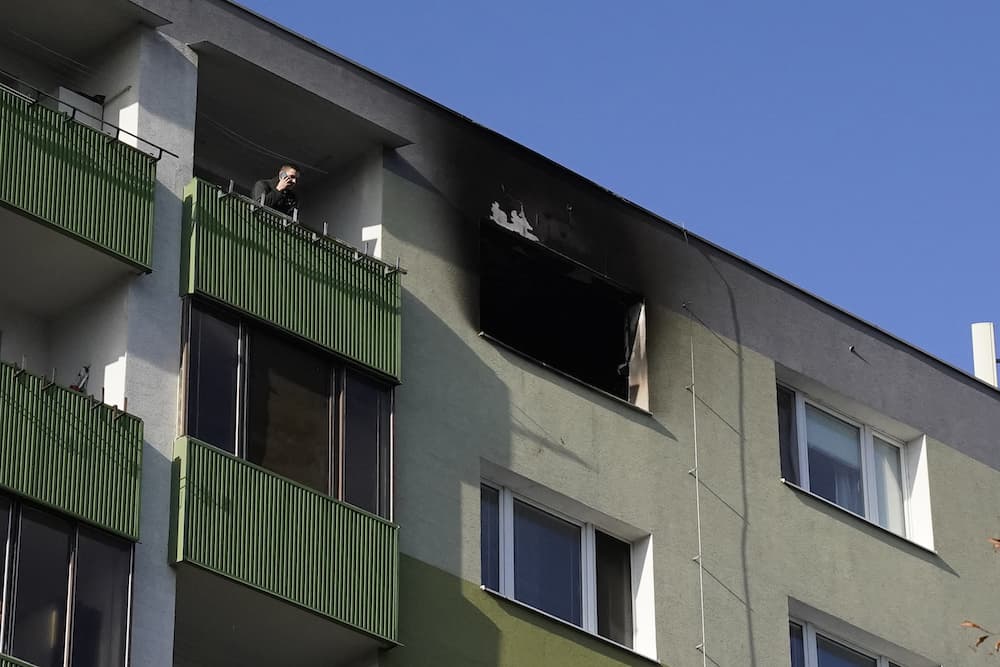 Kigyulladt egy 8. emeleti lakás Pozsonyban