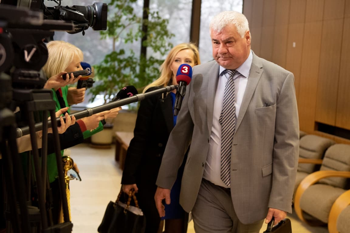 Čaputová elfogadta Sólymos lemondását, Érsek Árpád az új környezetvédelmi miniszter