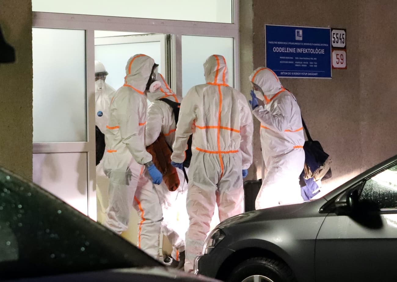 Meghalt két koronavírusos páciens egy szlovákiai kórházban