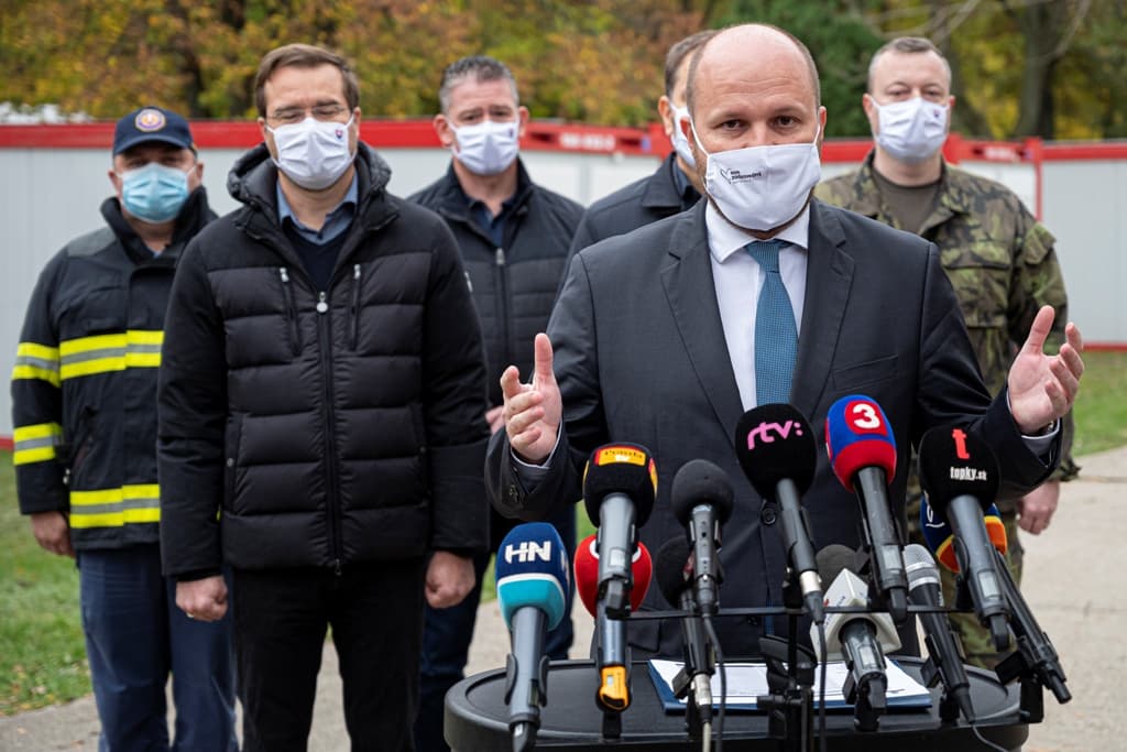 Országos tesztelés: Elloptak néhány tucat tanúsítványt, valaki 30 euróért kínálta őket