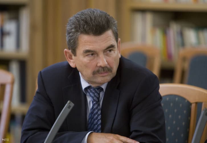 Elhunyt Mosonyi György, a Slovnaft és a Mol felügyelőbizottságának elnöke