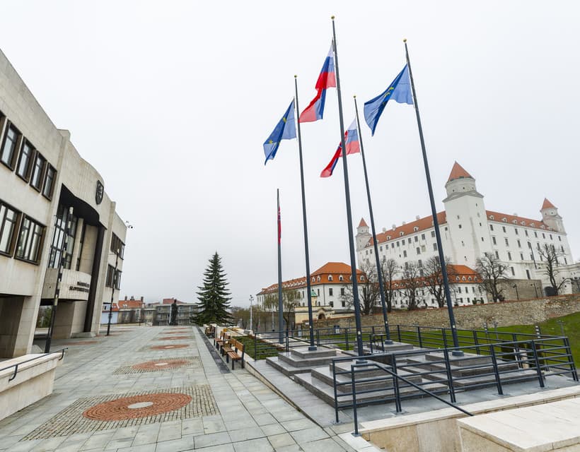 Szlovákia jelentősen csökkenti az orosz nagykövetségen dolgozók létszámát