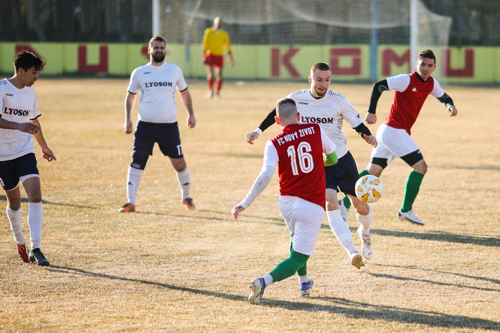 Nyugat-szlovákiai V. liga, Keleti csoport, 20. forduló: Huszáros szentpéteri hajrá
