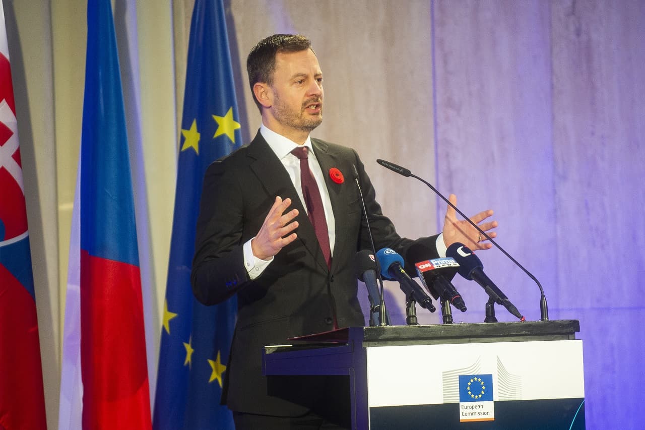 Szlovákia és Csehország besegítene Magyarországnak a migráció kezelésében
