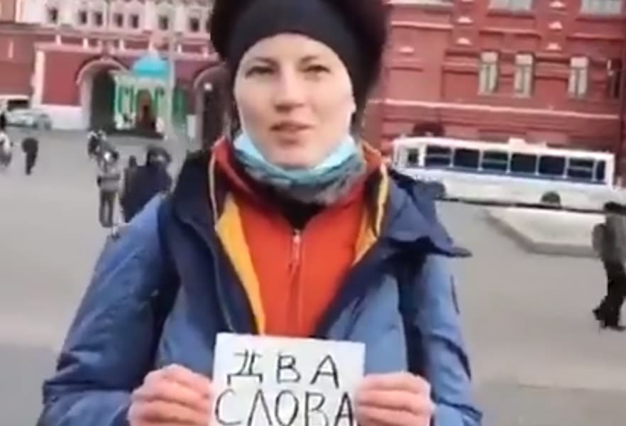 Kitűnő munkát végeznek az orosz zsaruk, pillanatok alatt összeszedik a rendbontókat! (Videó)