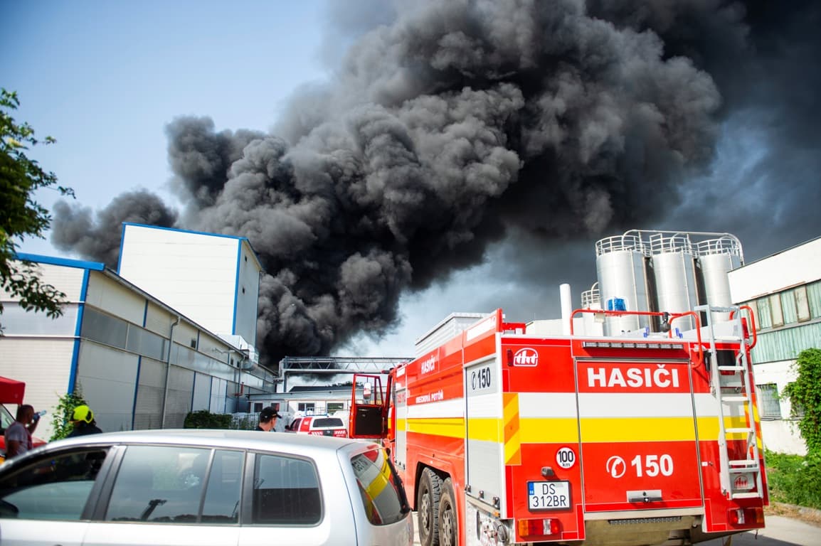 Hatalmas tűz ütött ki a biogázállomáson, a kár már legalább 1,5 millió euró!
