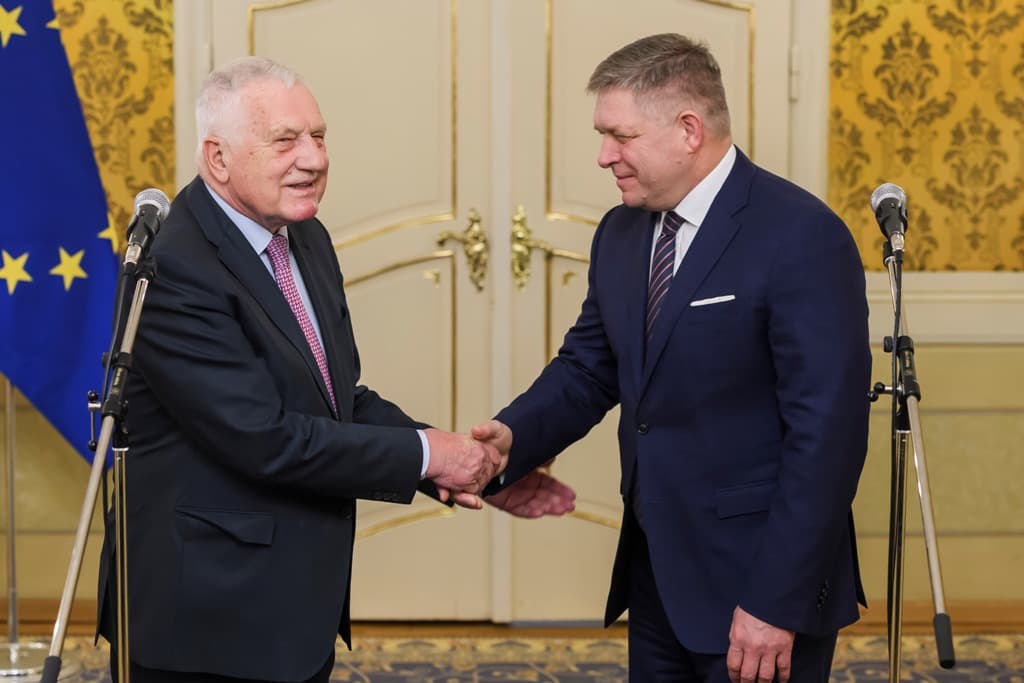 Fico az egykori cseh államfővel találkozott, és hangsúlyozta, hogy mennyire fontosak számára a cseh-szlovák kapcsolatok