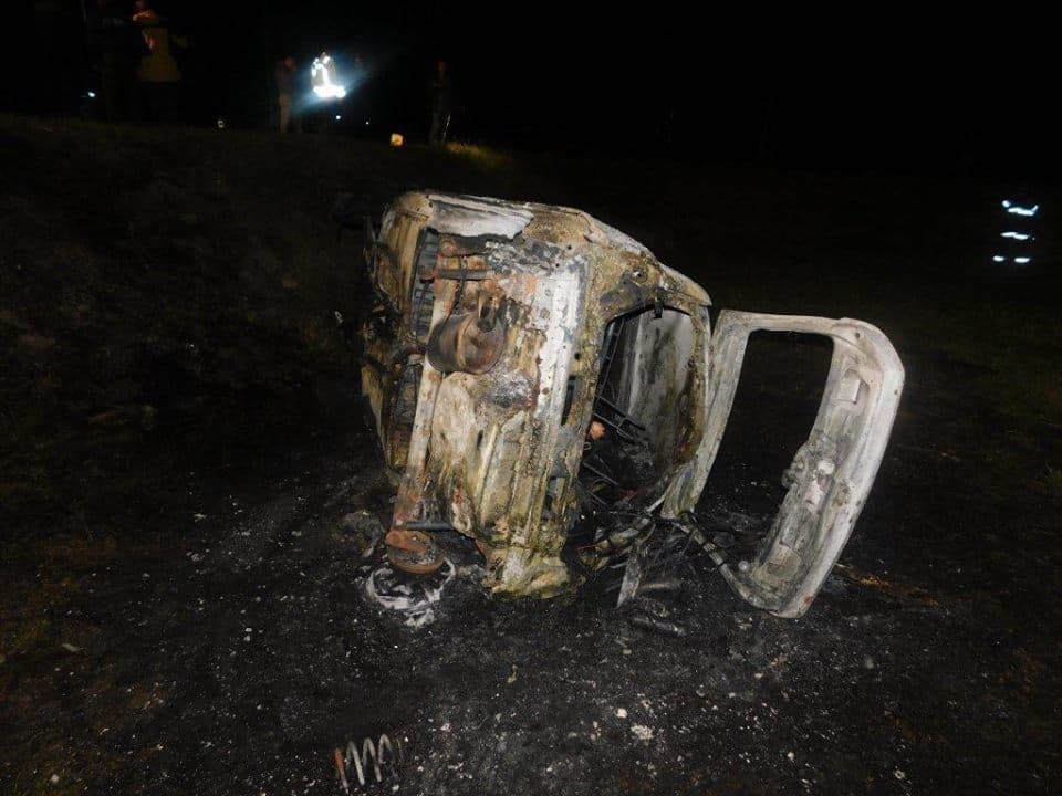 TRAGÉDIA: Halálra égett az autóban egy 18 éves fiatal!
