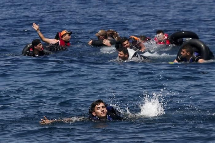 Ennyi menekült halt meg az elmúlt pár napban a Földközi-tengeren