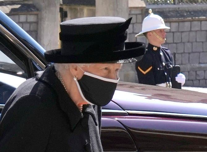 Gyásszal telt II. Erzsébet királynő 95. születésnapja