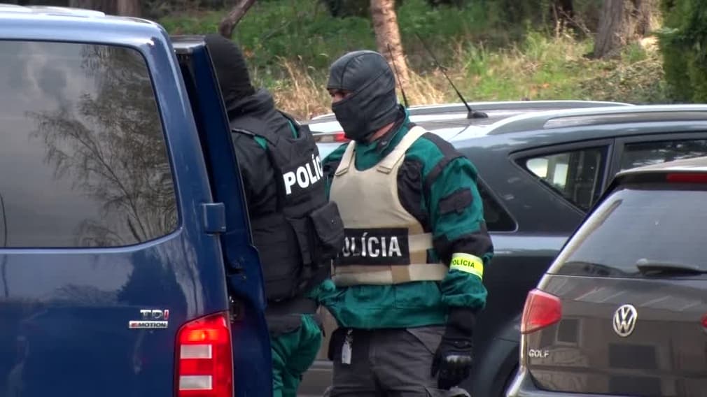 Rendőrségi akció: Drogdílerekre csaptak le a kommandósok