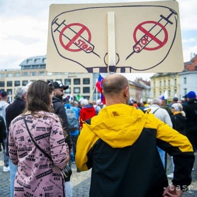 Koronavírus - Ezrek vonultak utcára Brüsszelben a megszorító intézkedések ellen tiltakozva