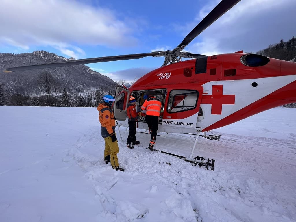 Rémálom lett a síkirándulásból, mentőhelikoptert kellett hívni a 15 éves fiúhoz