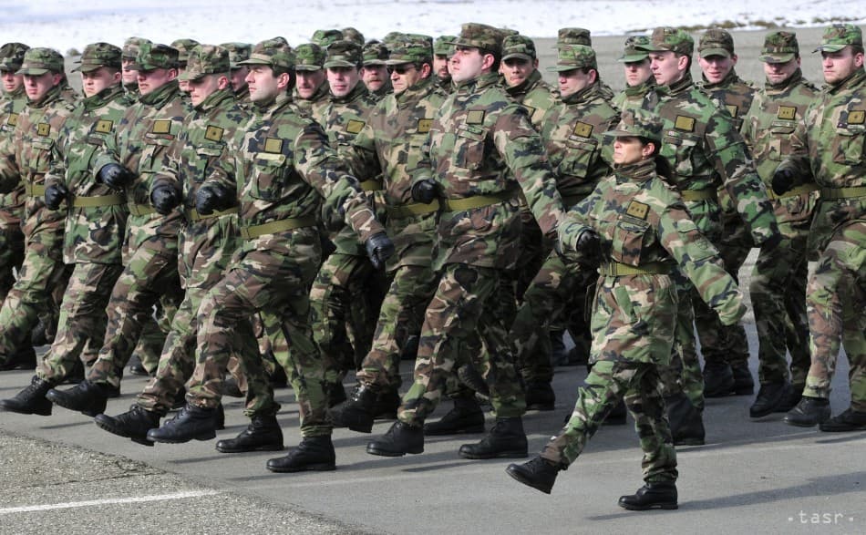 Litvánia páncélozott csapatszállító járműveket adott át Ukrajnának