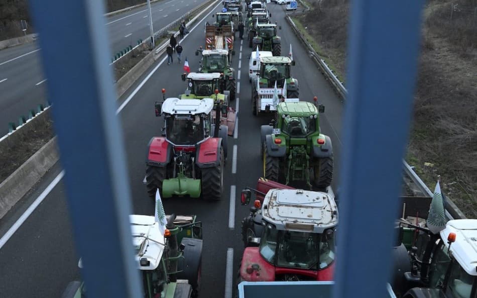 Az uniós agrárpolitika ellen tüntettek pénteken máltai gazdák