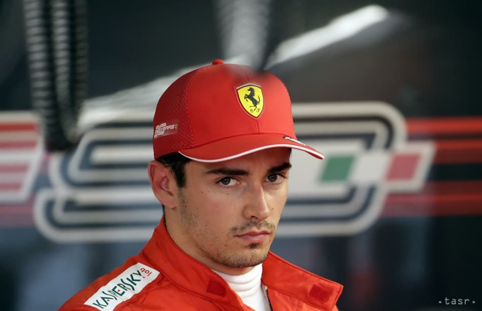 Leclerc szerződést hosszabbított a Ferrarival