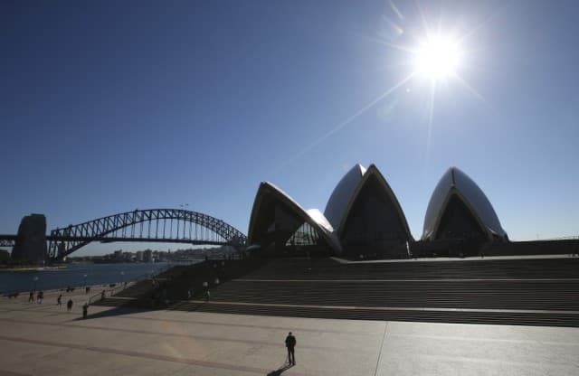 Tombol a hőség Ausztráliában - van  hely, ahol 49 Celsius-fokot mértek