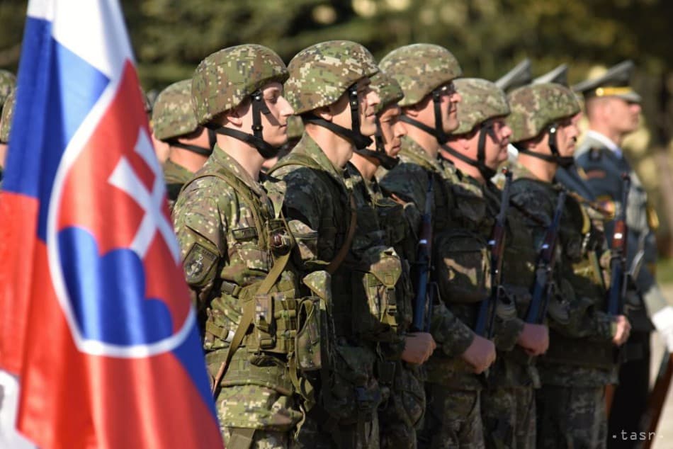 Vörös készültségi fokozatban a szlovák fegyveres erők