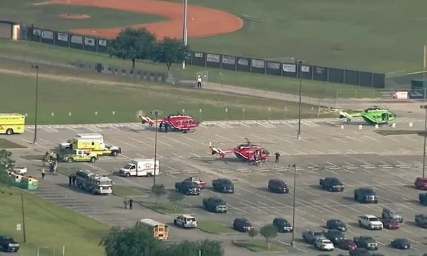 Legalább nyolc halálos áldozata van a texasi iskolai lövöldözésnek
