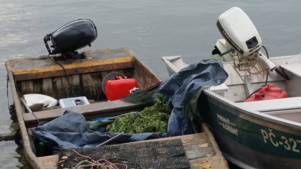 Nagy mennyiségű marihuánát csempészett egy fickó a csónakján Dunacsúnnál