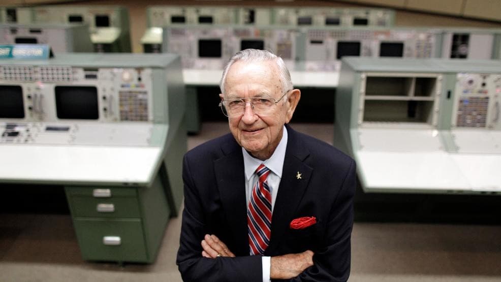 Meghalt 95 éves korában a NASA első repülési igazgatója