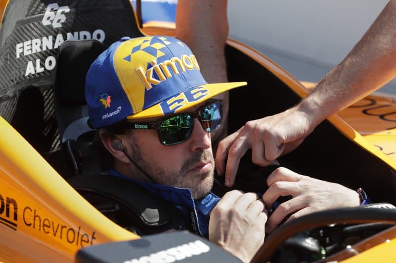 Fernando Alonso elbukta az Indianapolis 500 selejtezőjét