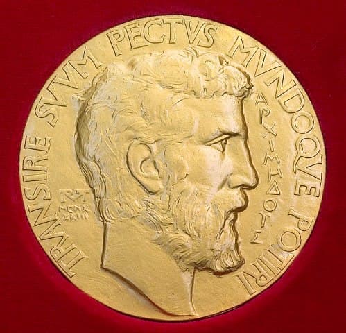 Már a díjátadón lába kelt a matematika Nobel-díjának is nevezett Fields-érmének