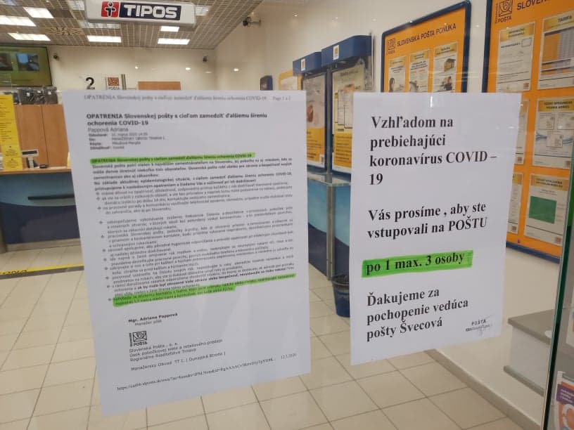 Már Dunaszerdahelyen is korlátozzák a kliensek belépését a postára