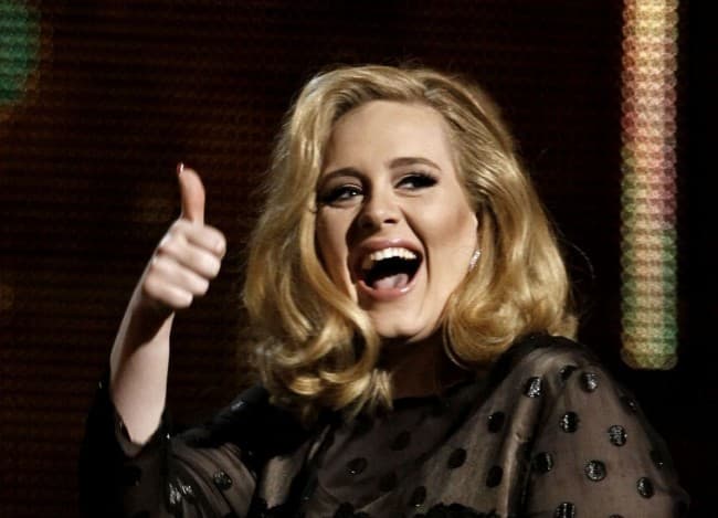 Gyémántlemez lett Adele 25 című albuma