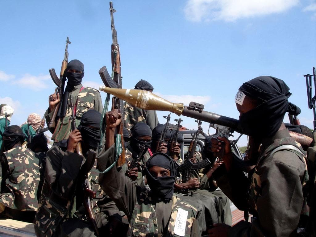 Fegyveresek hatalmukba kerítettek egy szállodát a szomáliai fővárosban