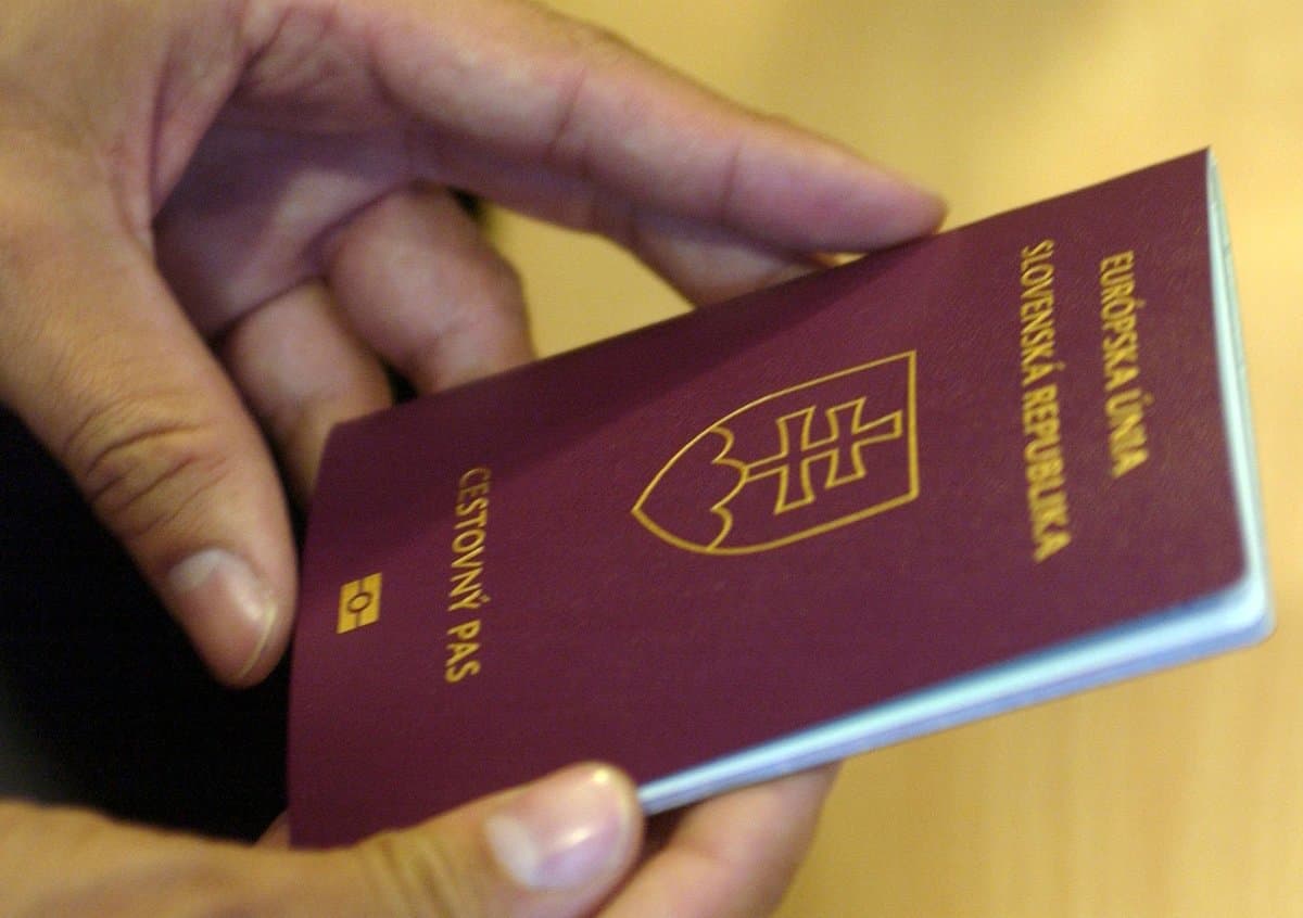 Több cseh, német, osztrák és brit bukta el szlovák állampolgárságát, mint magyar