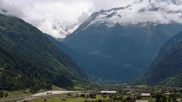 Aggasztó mértékben olvadnak a svájci gleccserek