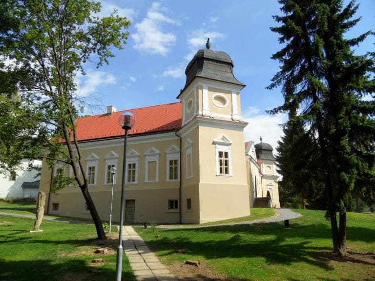 Tavasszal fejezik be az alsósztregovai kastélypark felújítását