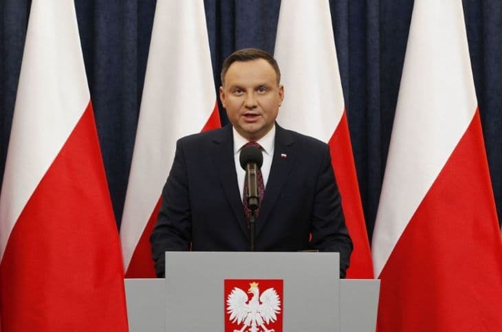 A lengyel elnök szerint terrorcselekmény Kijev bombázása