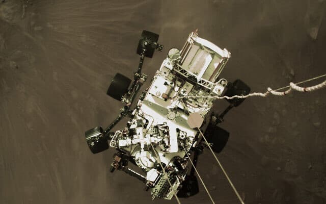 Elküldte első nagyfelbontású panorámafelvételét a Marsról a Perseverance marsjáró -FOTÓ