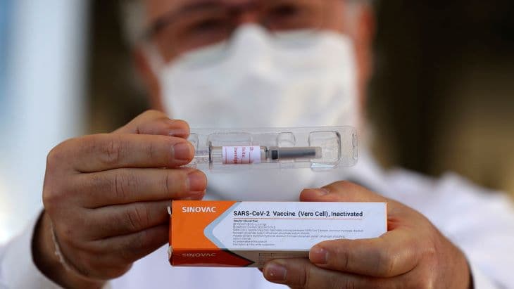 Kínában a három évnél idősebb gyerekek beoltására készülnek a Sinovac vakcinájával