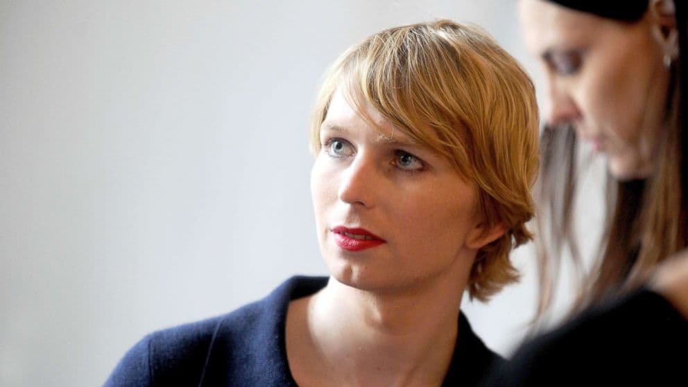 Szenátornak készül a katonai titkokat szivárogtató, férfiból nővé lett Manning