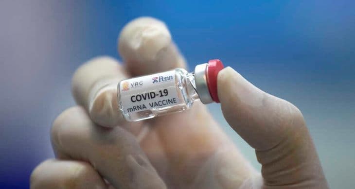 Kezdődik a koronavírus elleni vakcinák beadása az Egyesült Királyságban