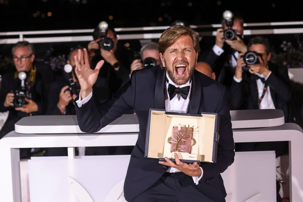 Cannes: Svéd vígjáték nyerte el az Arany Pálmát
