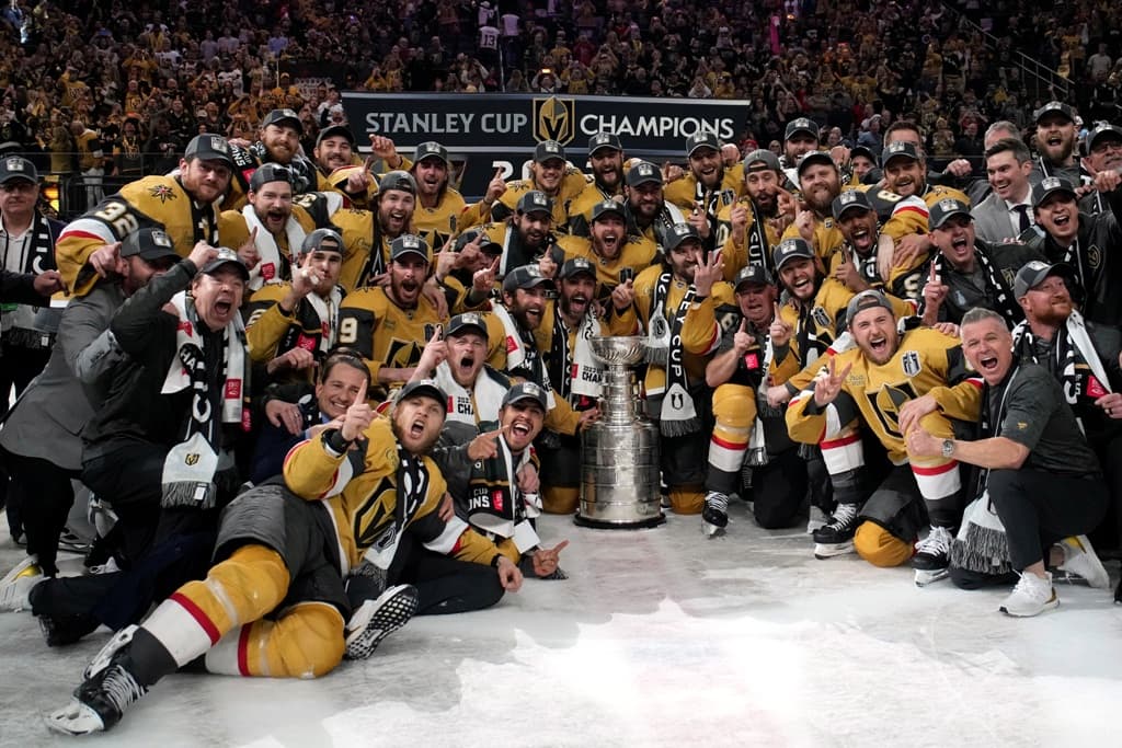 NHL: Kilenc gólt ütött a Vegas, először lett Stanley Kupa-győztes